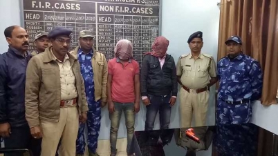 আগ্নেয়াস্ত্র সহ গ্রেফতার দুই আগ্নেয়াস্ত্র সহ গ্রেফতার দুই