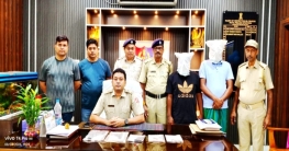 সুতিতে আগ্নেয়াস্ত্র-বোমা উদ্ধার, গ্রেপ্তার ২