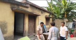 শিশুদের কেন্দ্রেই সংসার! ১২ বছর পর পুলিশের অভিযানে খালি হল অঙ্গনওয়াড়ি শিশুদের কেন্দ্রেই সংসার! ১২ বছর পর পুলিশের অভিযানে খালি হল অঙ্গনওয়াড়ি