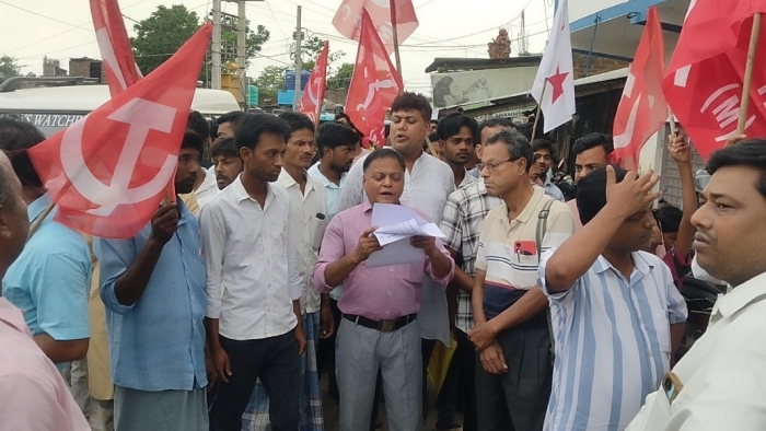 ভাসাইপাইকড়ে সিপিআইএমের সভা ও ডেপুটেশন, যোগ দিলেন ৩০-৪০ জন কর্মী-সমর্থক
